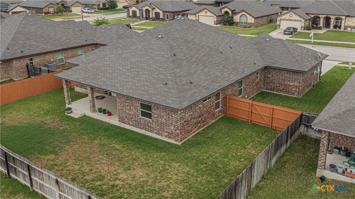 5005 Fresco Drive Property Photo 42