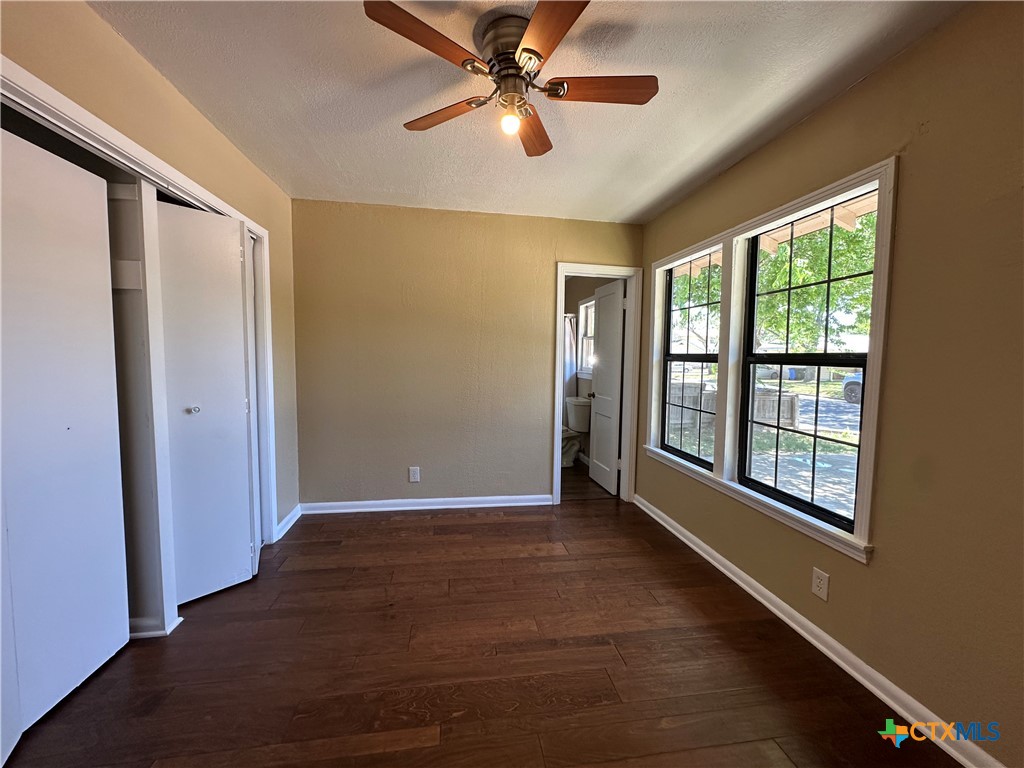 726 E Humphreys Street Property Photo 10