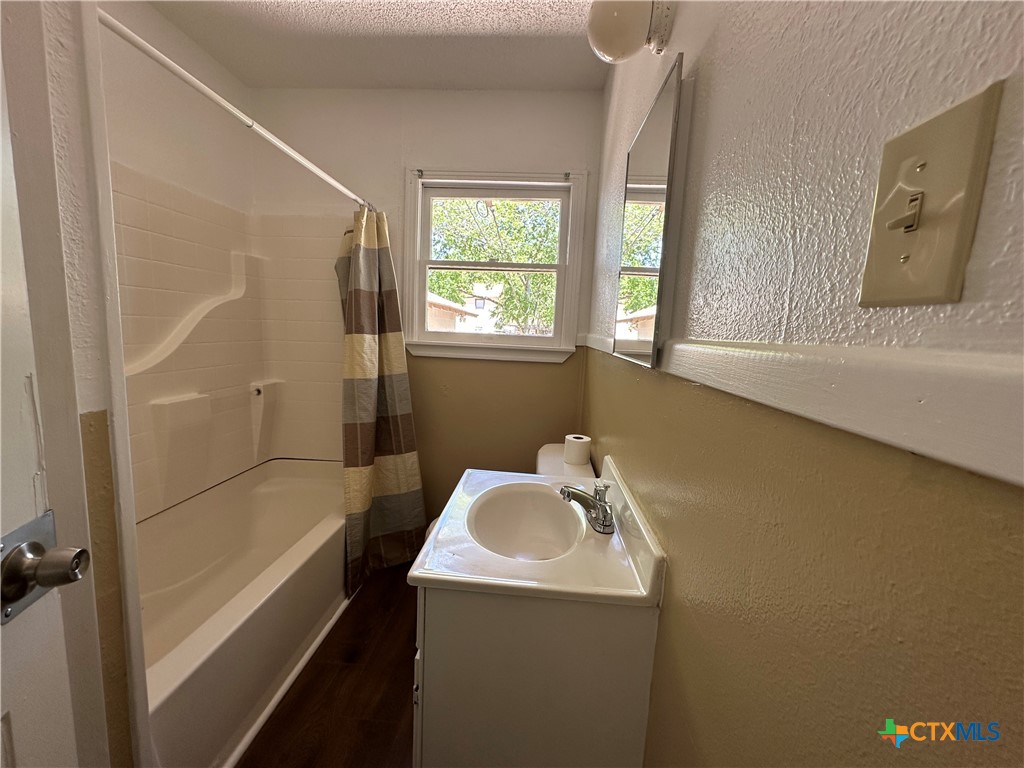 726 E Humphreys Street Property Photo 11