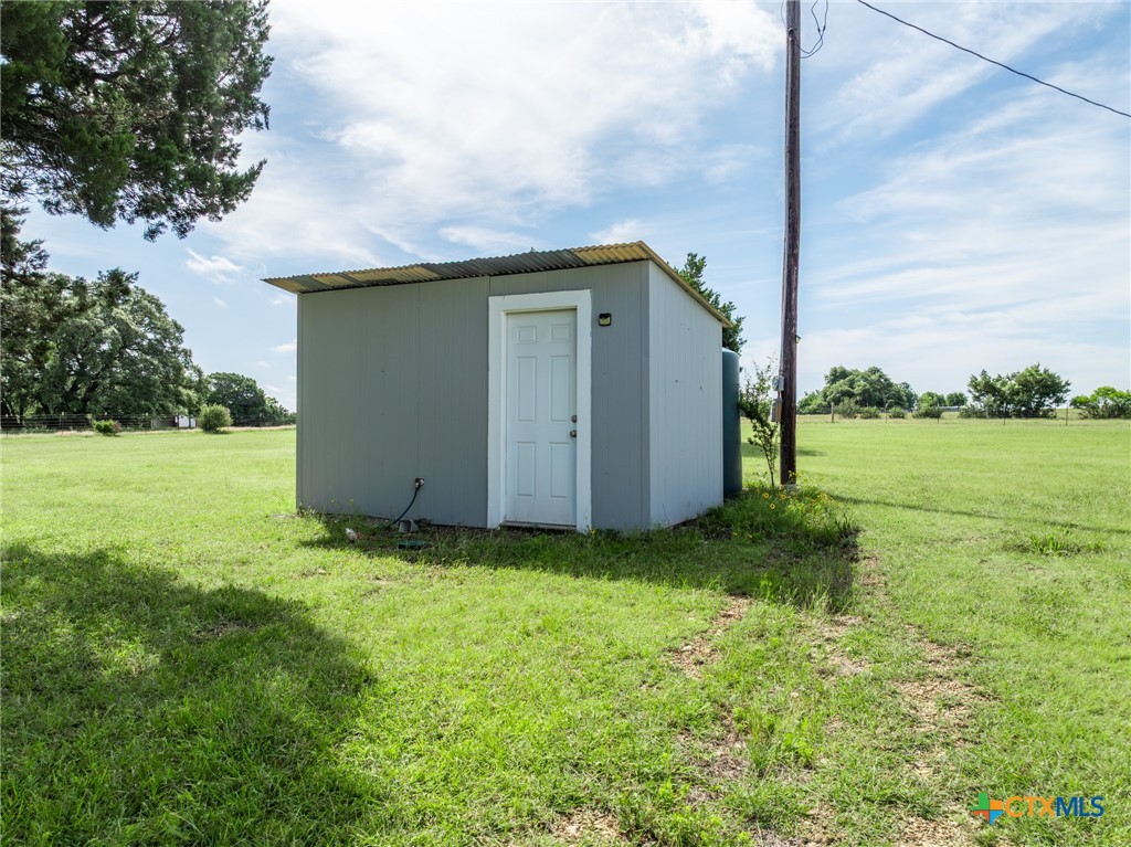 199 Apache Springs Road Property Photo 27