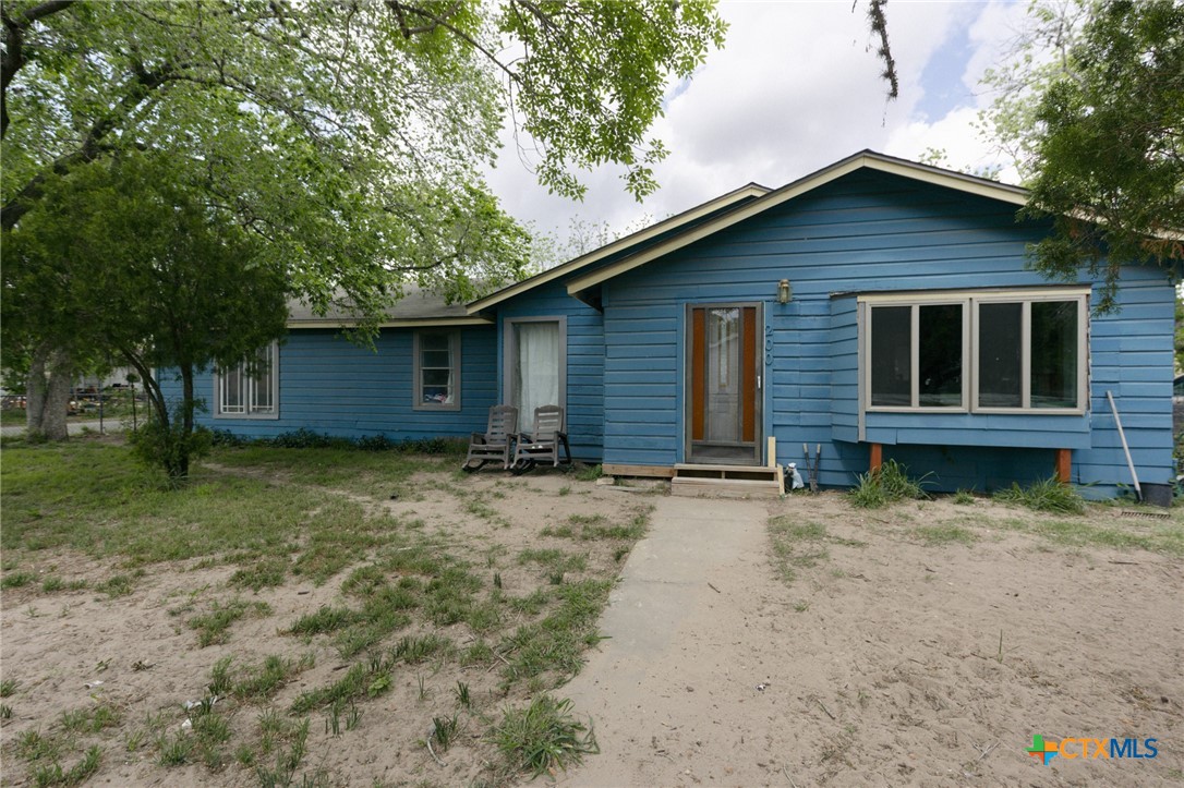 200 Williams Street Property Photo 1