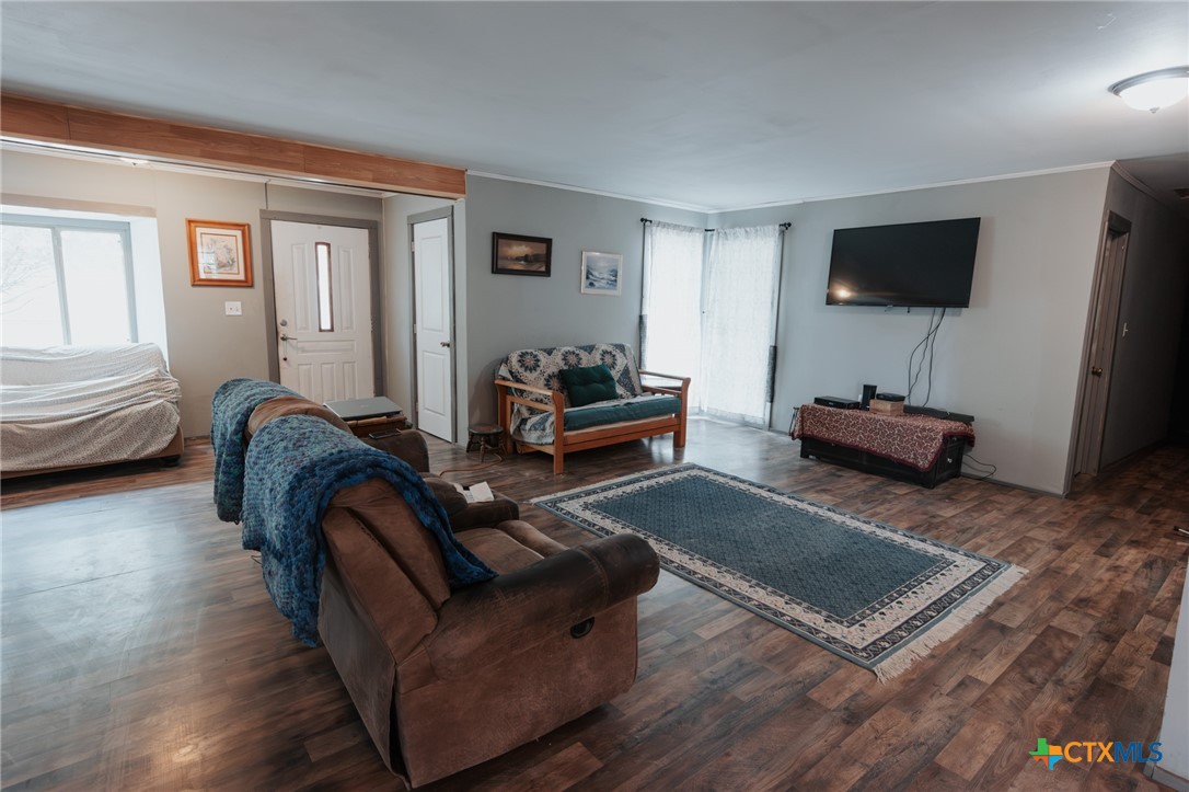 200 Williams Street Property Photo 3