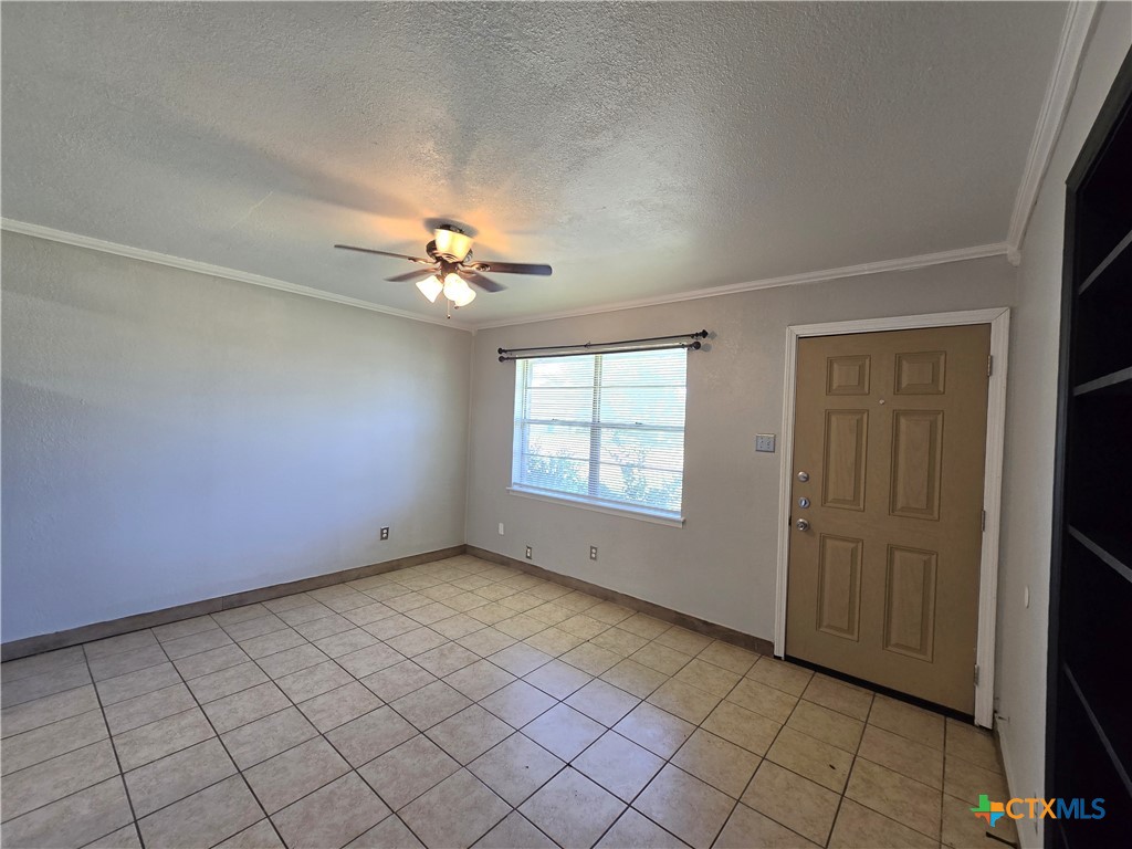 212 E Valley Road B Property Photo 13