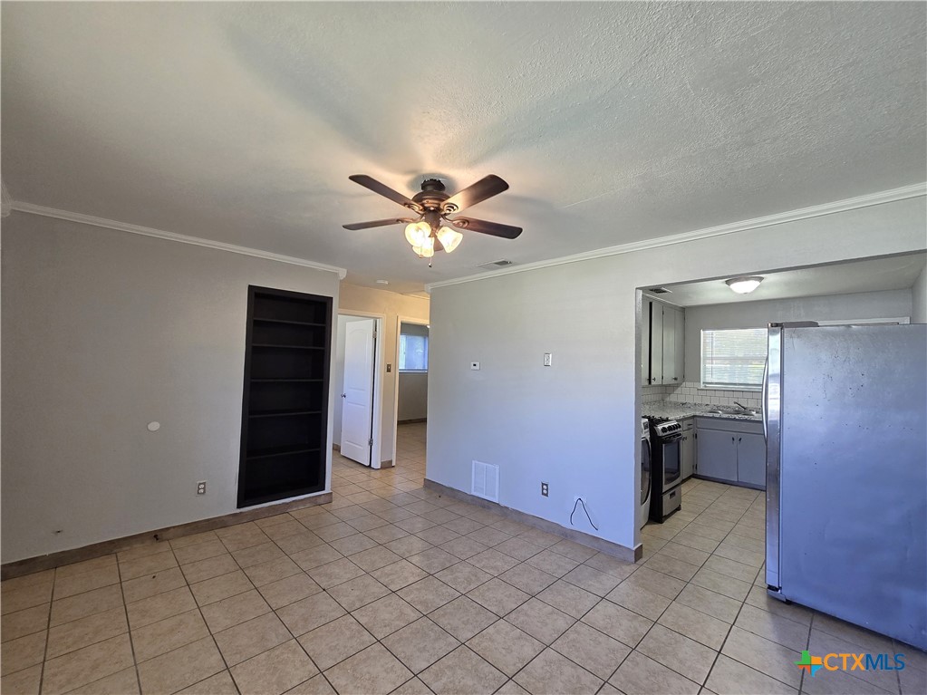 212 E Valley Road B Property Photo 17
