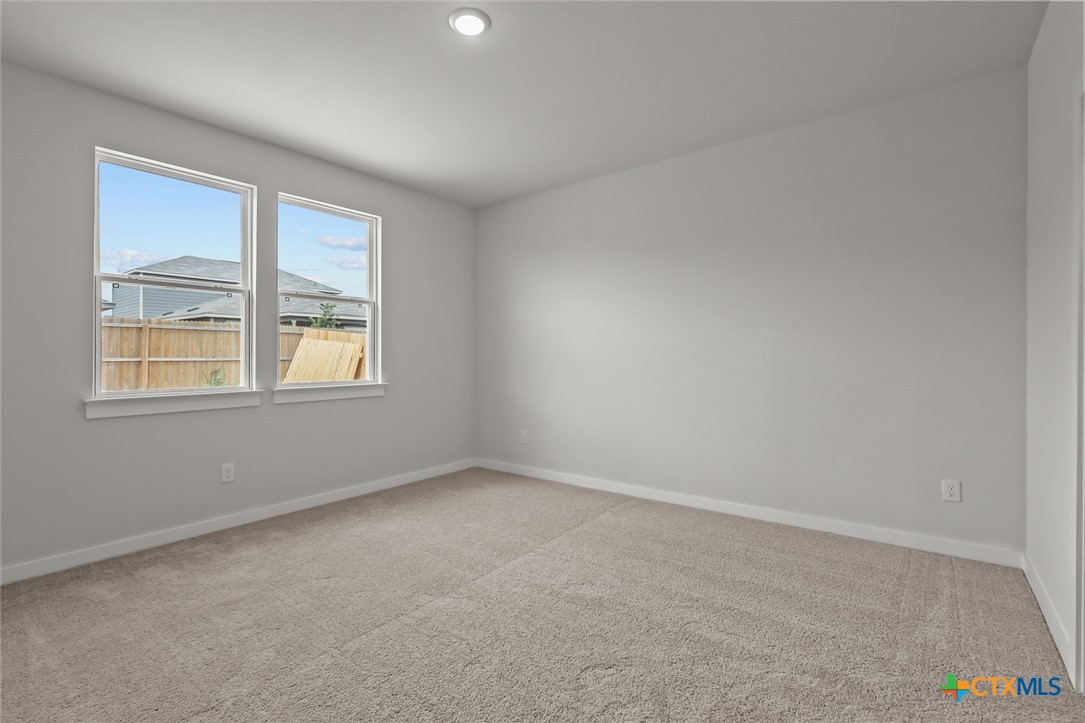 2528 Heritance Pass Property Photo 12
