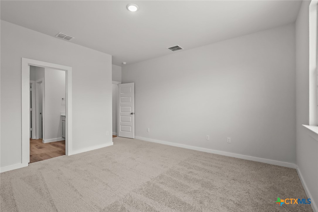 2528 Heritance Pass Property Photo 13