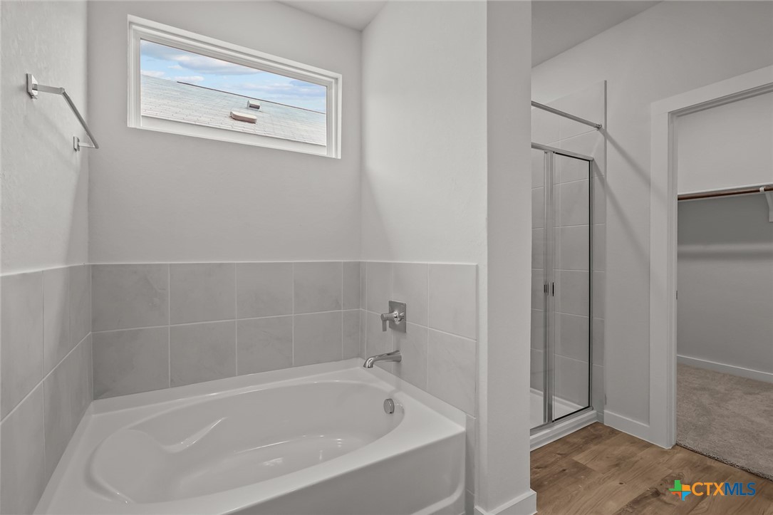 2528 Heritance Pass Property Photo 15