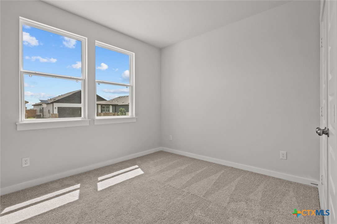 2528 Heritance Pass Property Photo 19