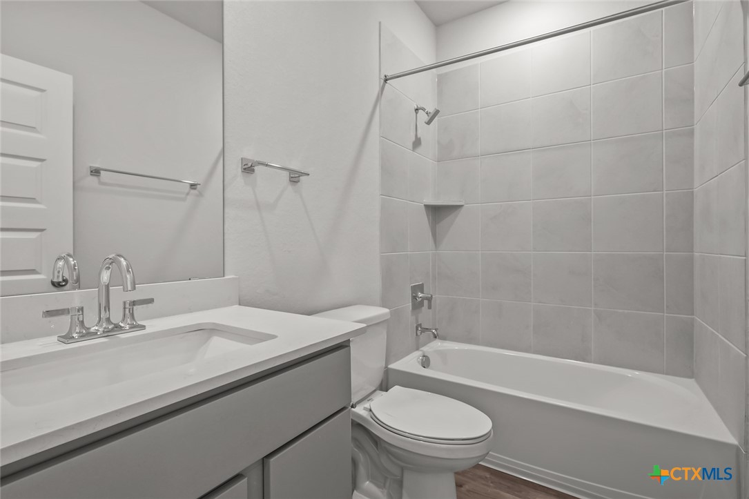 2528 Heritance Pass Property Photo 20