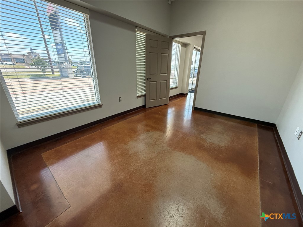 2100 E Stan Schlueter Loop F Property Photo 12