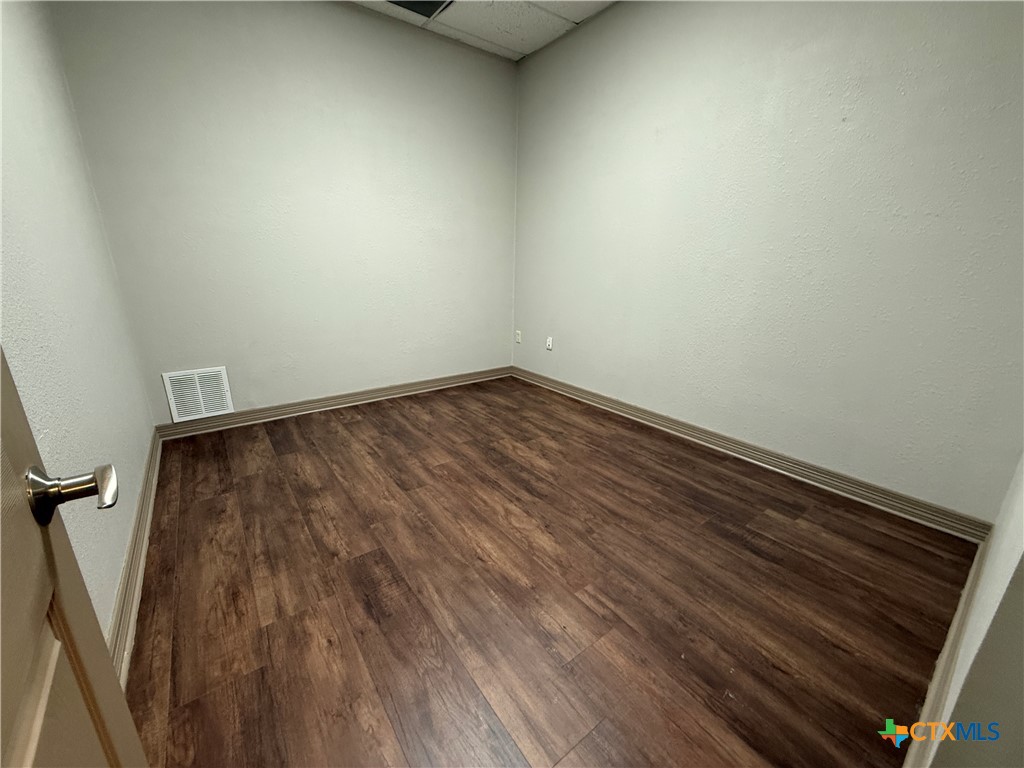 2100 E Stan Schlueter Loop F Property Photo 25