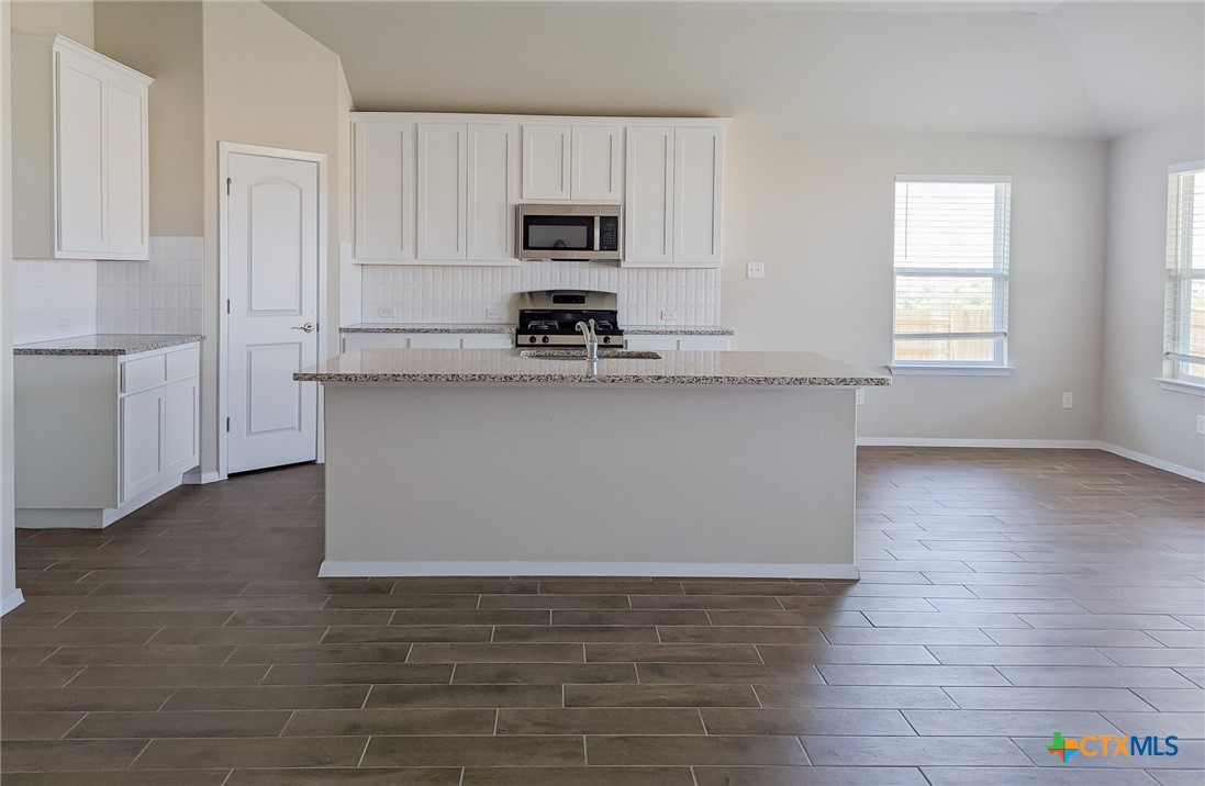 139 Spiny Lizard Lane Property Photo 3