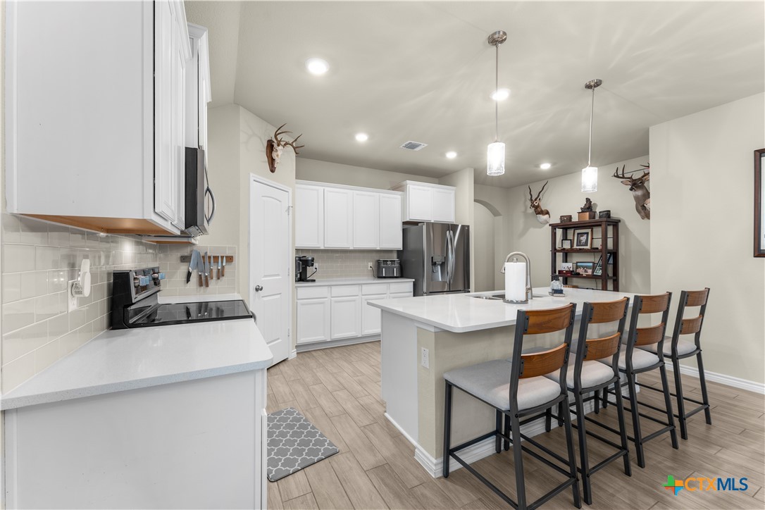 5873 Copano Loop Property Photo 11