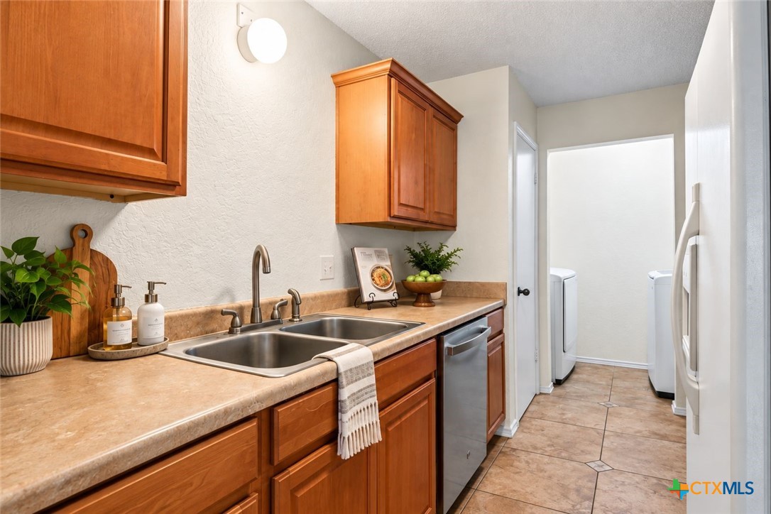 5110 Sam Houston Property Photo 10