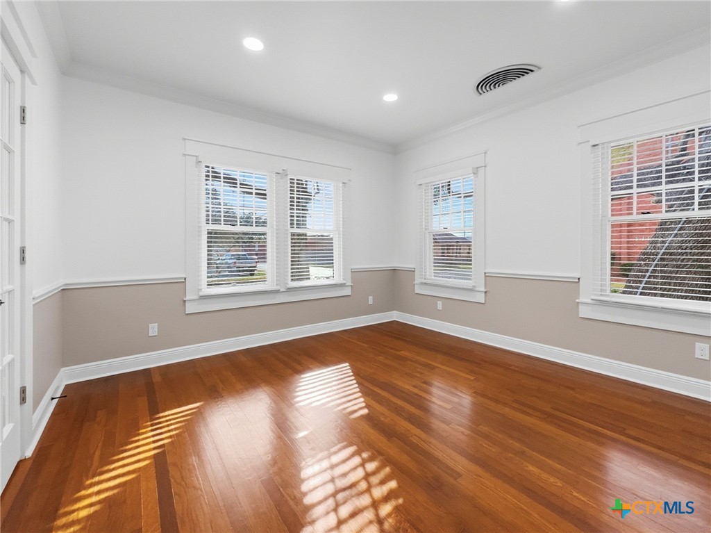 208 W Goodwin Avenue Property Photo 12