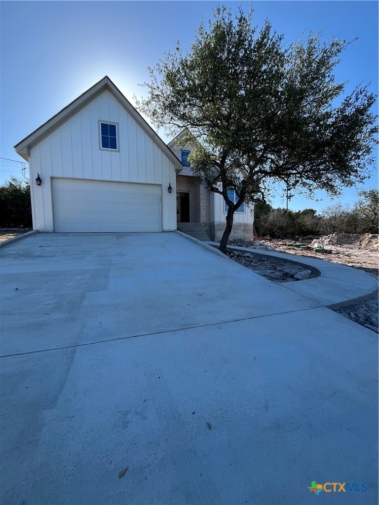 1344 Bellewood Lane Property Photo 1