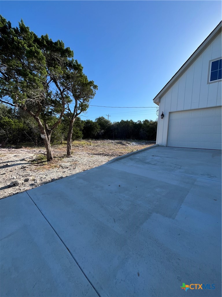 1344 Bellewood Lane Property Photo 2