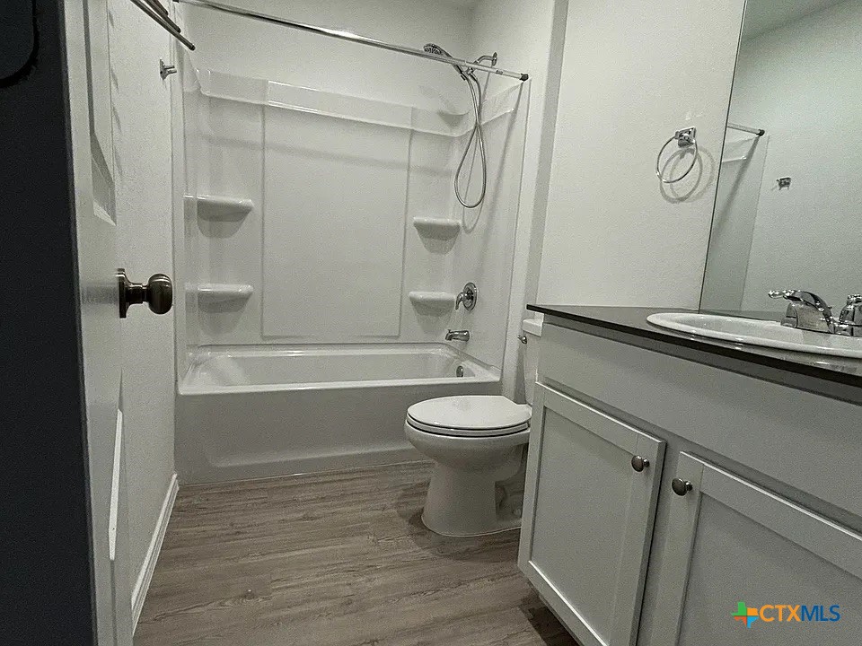 2436 Hunter Peak Property Photo 14