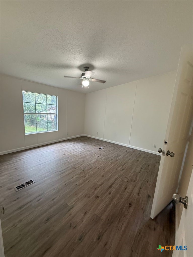 532 Grandview Bend Property Photo 19