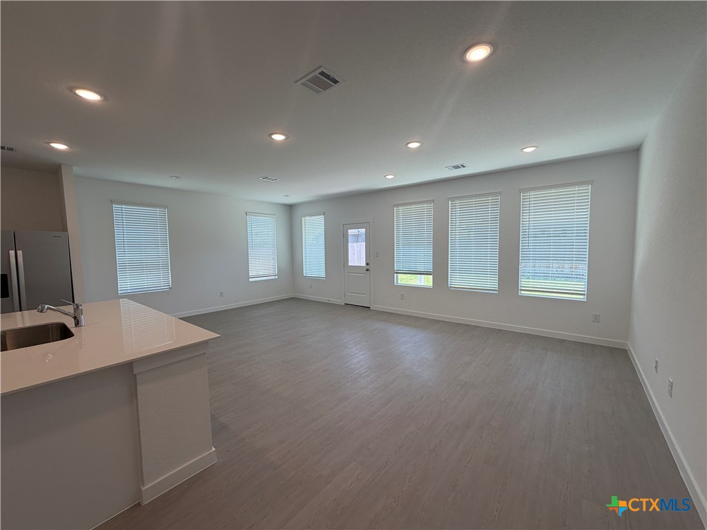 8908 San Carlos Property Photo 17