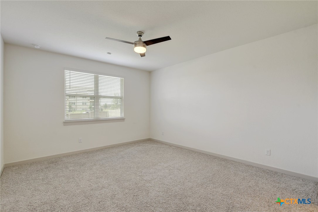121 Fairfax Avenue Property Photo 13