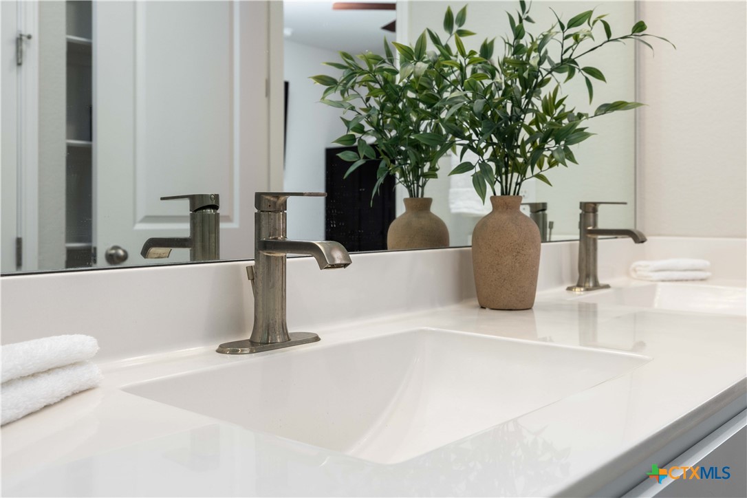 2127 Hofstaat 47 Property Photo 12