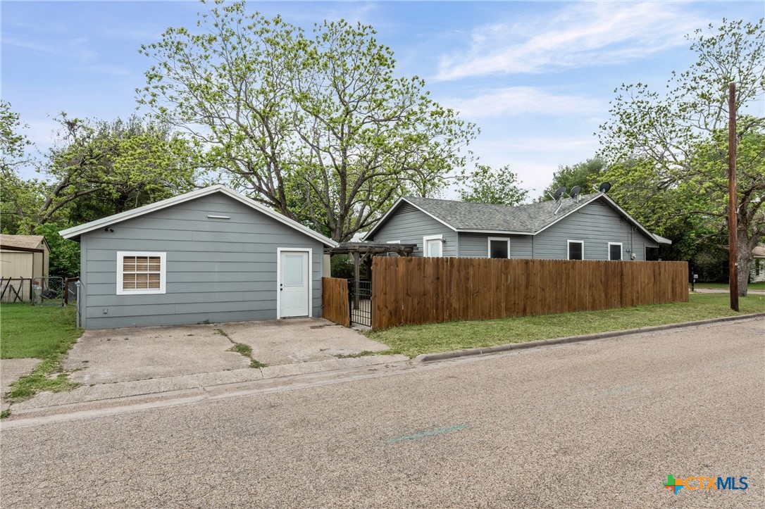 1507 N Cleveland Avenue Property Photo 4