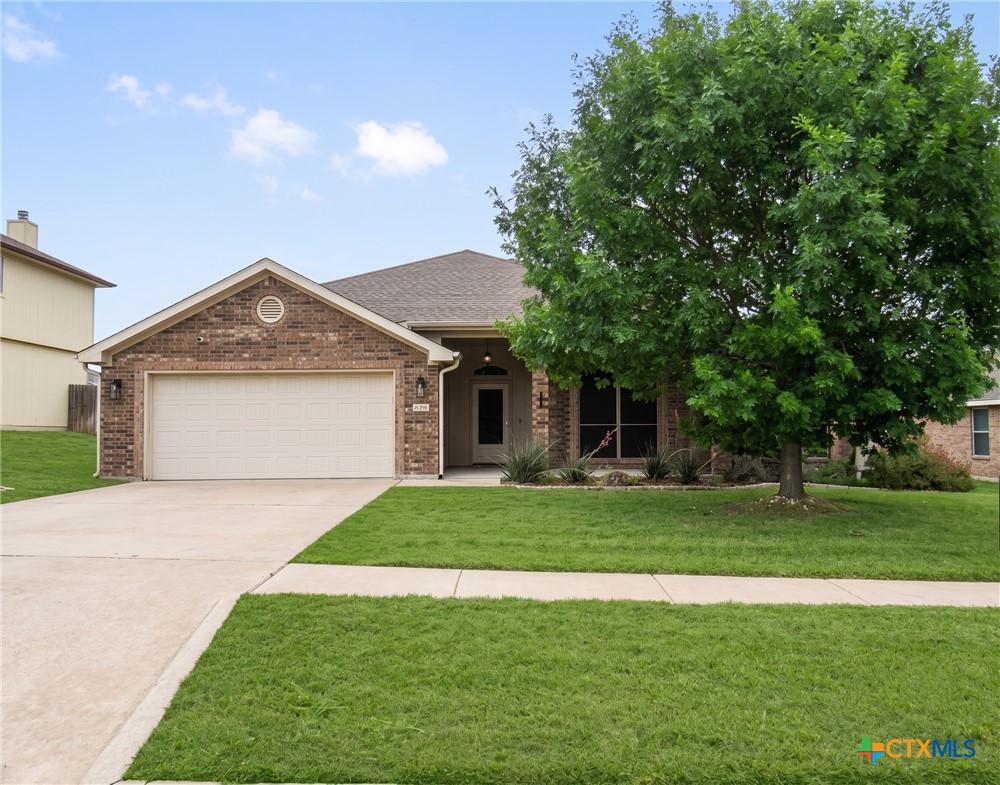 1904 Mike Drive Property Photo 1