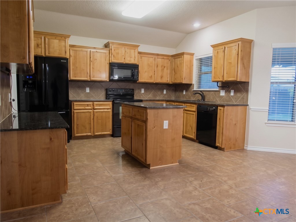 1904 Mike Drive Property Photo 3