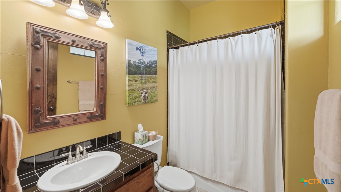 13661 E Highway 90 Property Photo 39