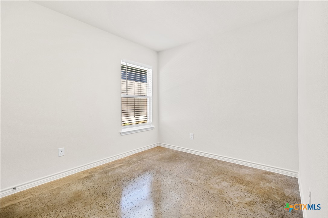 1223 Concord Drive A Property Photo 9