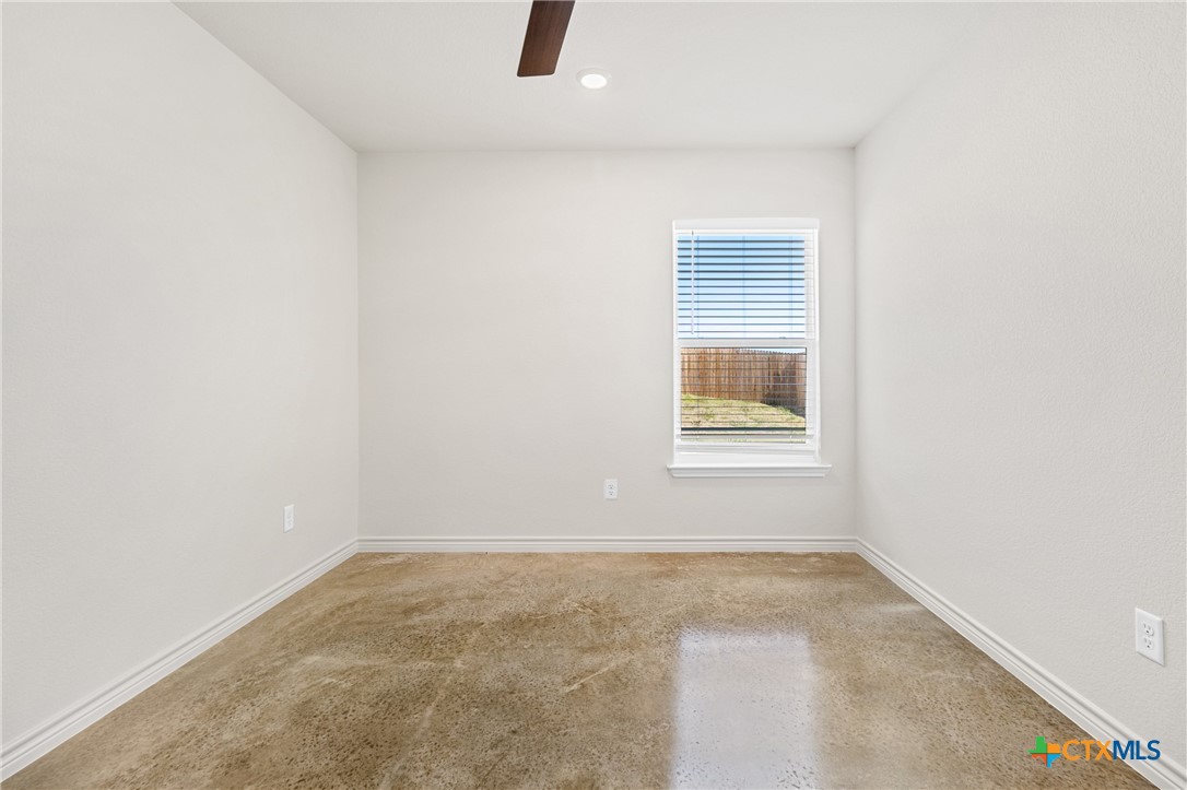 1223 Concord Drive A Property Photo 11