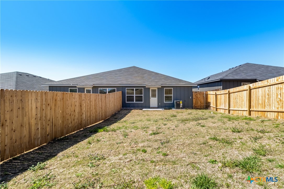 1223 Concord Drive A Property Photo 14