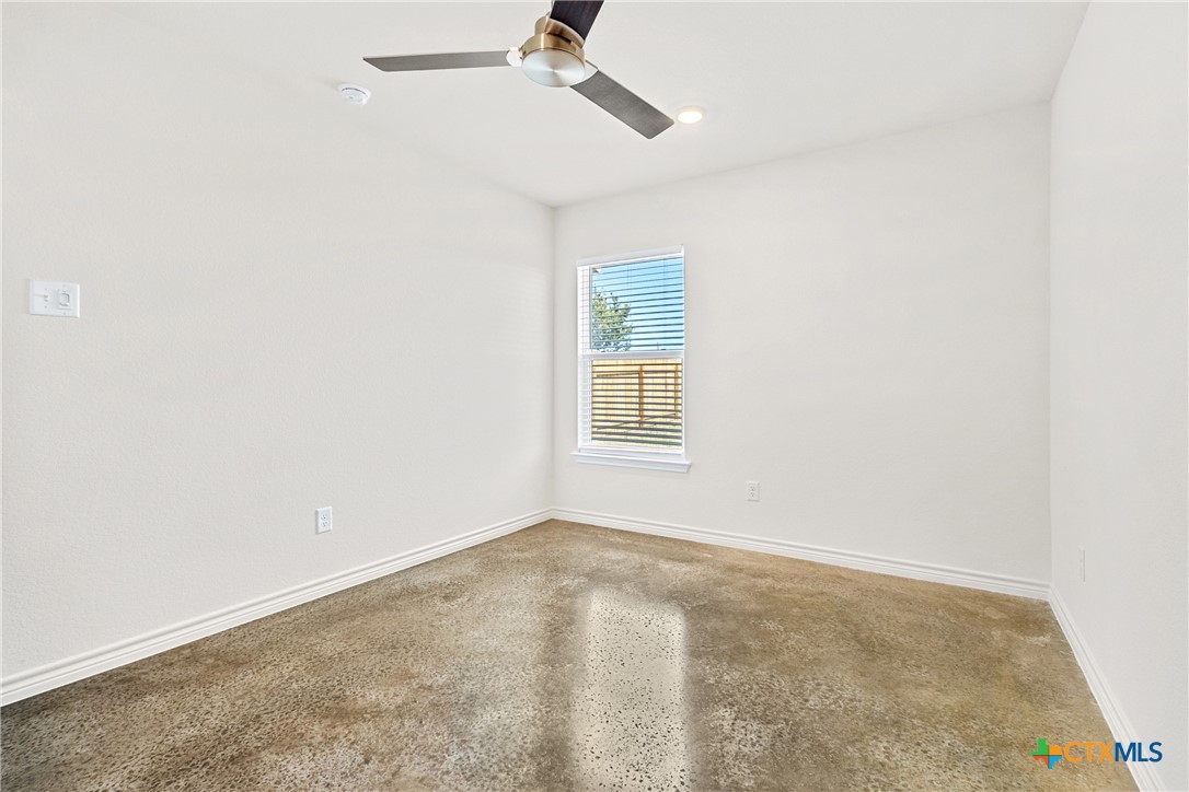 1223 Concord Drive B Property Photo 14