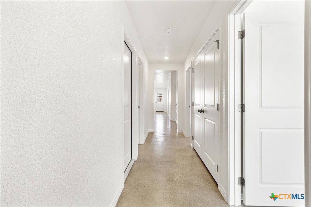 1226 Lehmann Drive B Property Photo 2