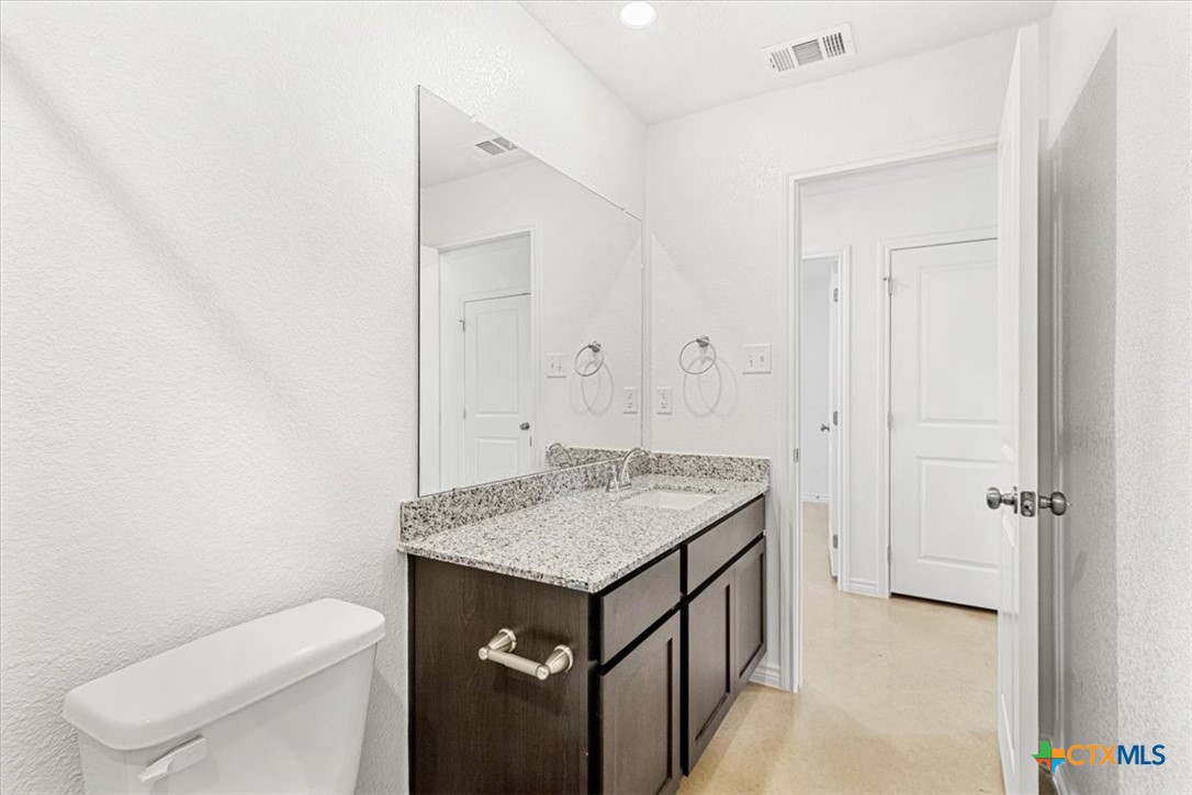 1226 Lehmann Drive B Property Photo 6