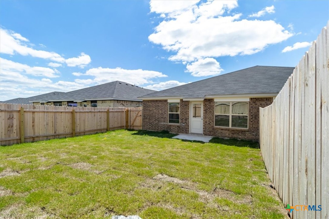 1226 Lehmann Drive B Property Photo 19