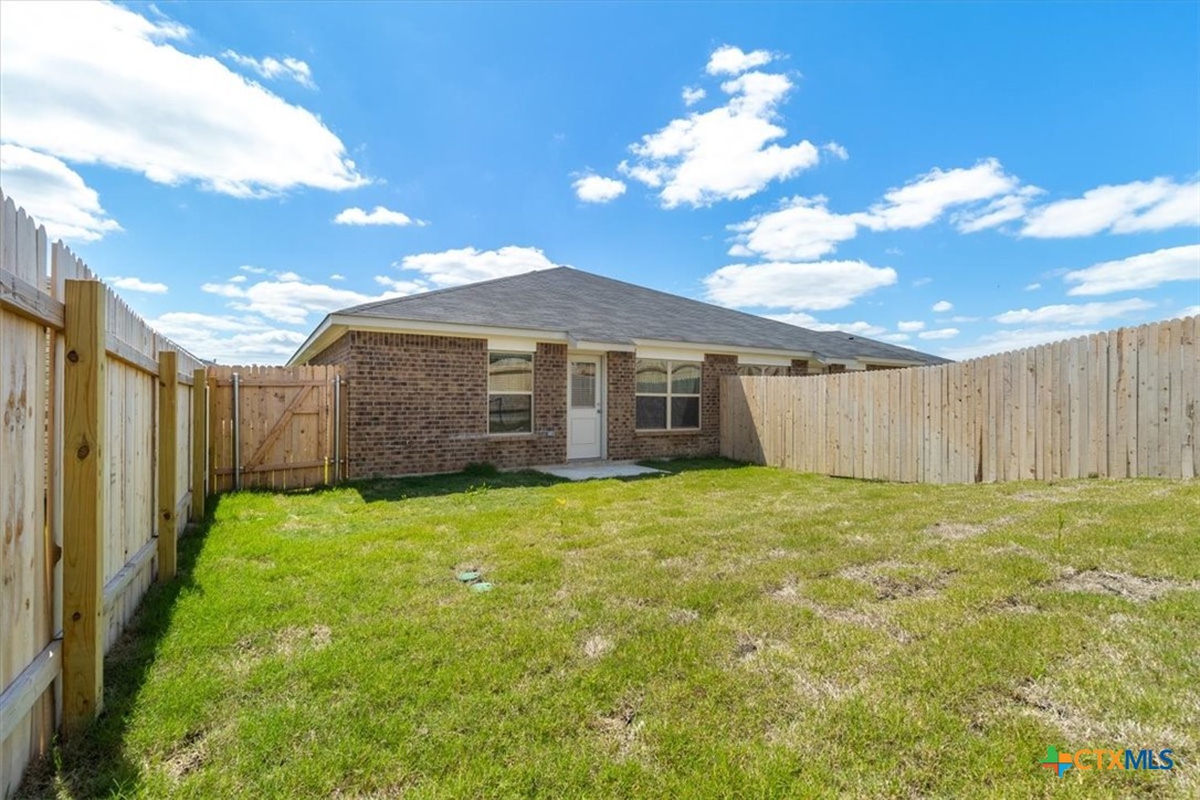1226 Lehmann Drive B Property Photo 20