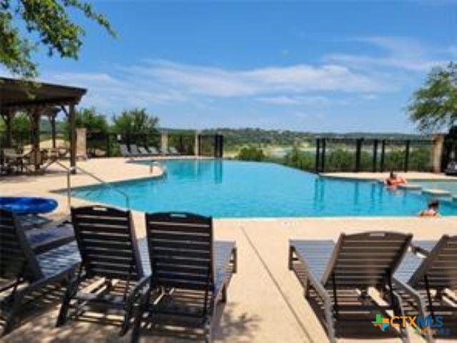 628 Angelica Vista Property Photo 15