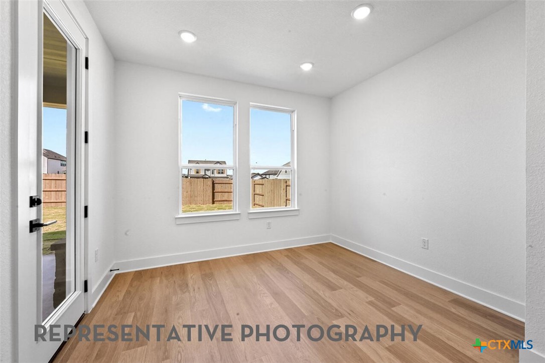 8905 Turaco Trail Property Photo 9