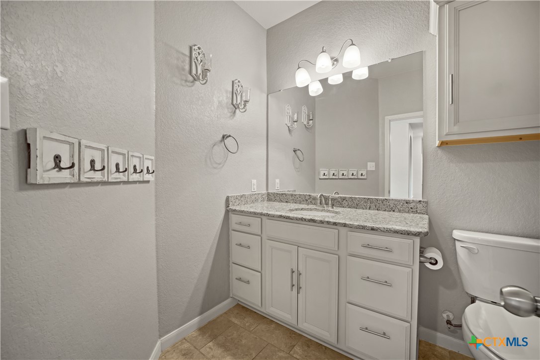 325 Oak Creek Way Property Photo 37