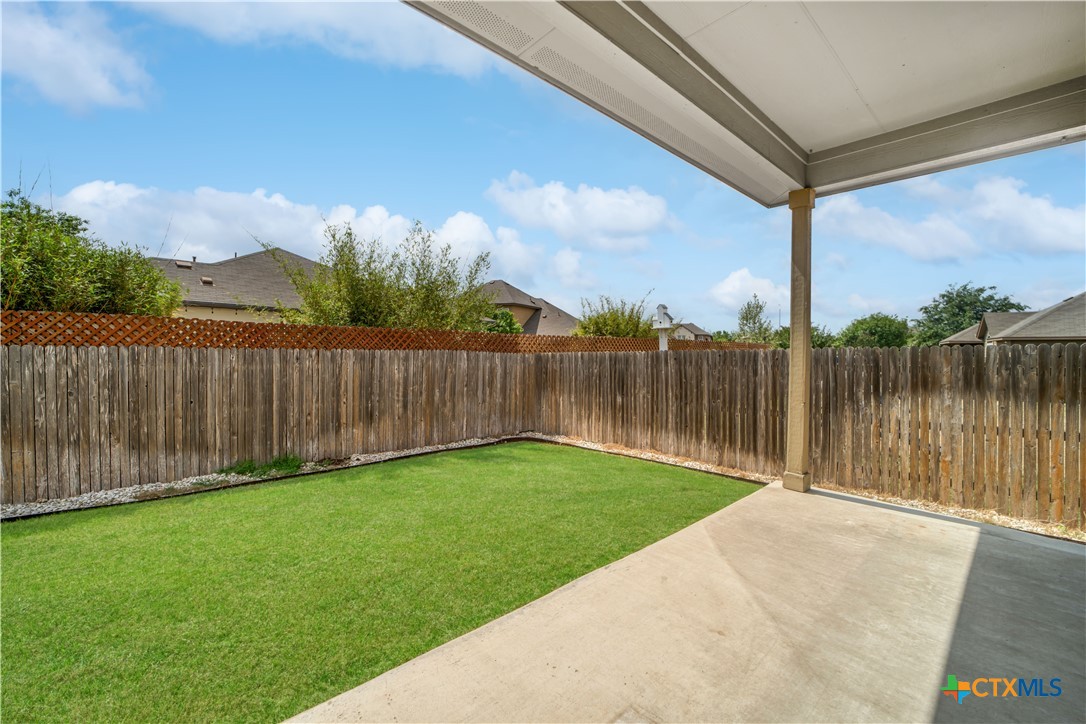 325 Oak Creek Way Property Photo 40