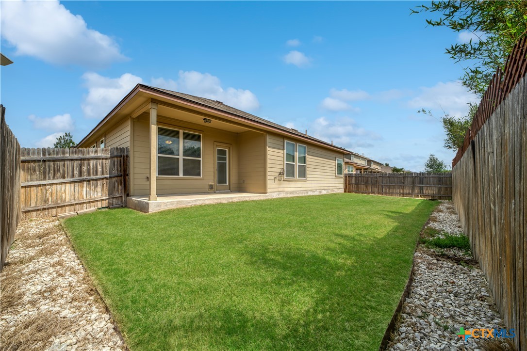 325 Oak Creek Way Property Photo 41