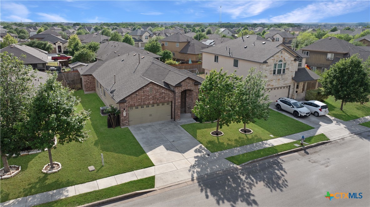 325 Oak Creek Way Property Photo 44