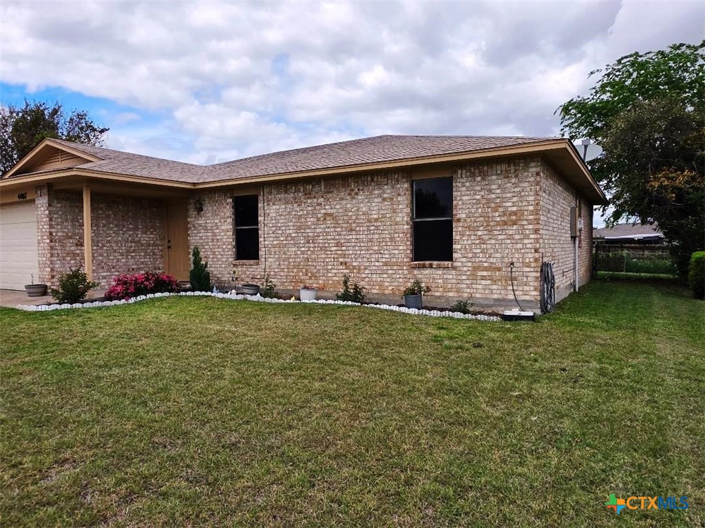 4407 Fieldcrest Drive