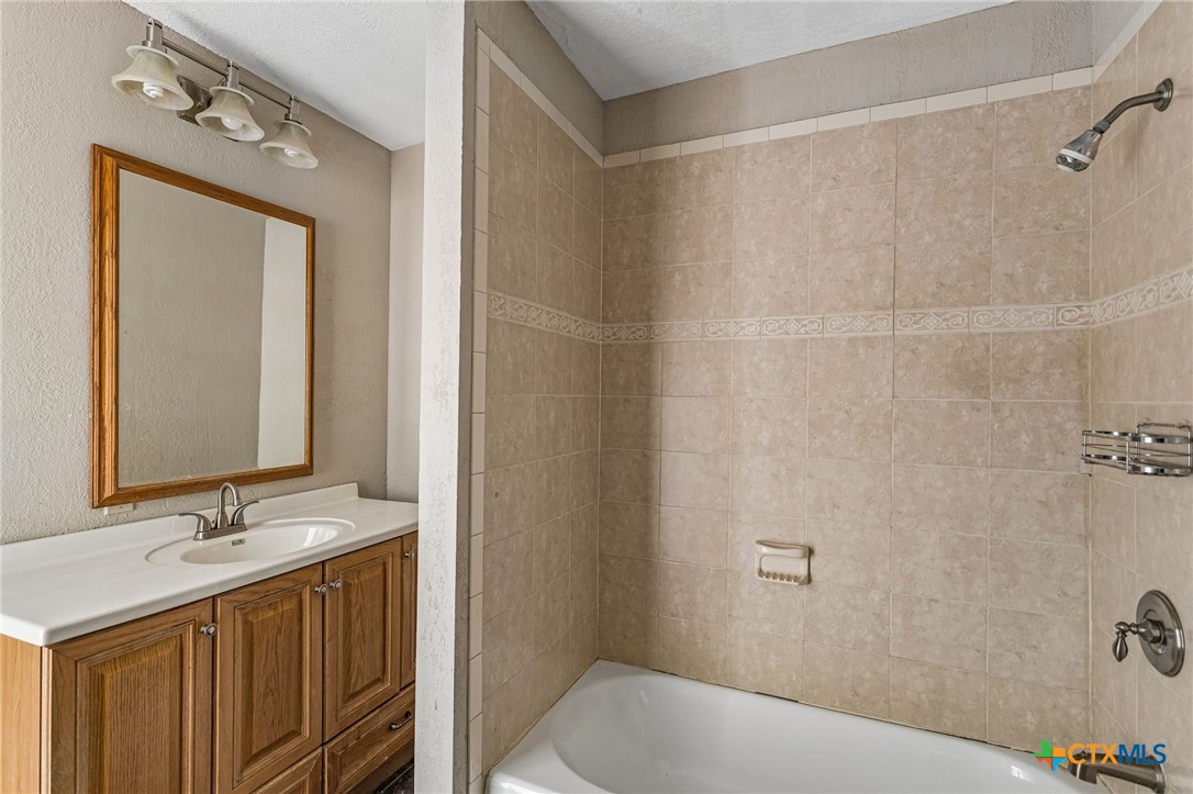 9765 State Park Road Property Photo 13