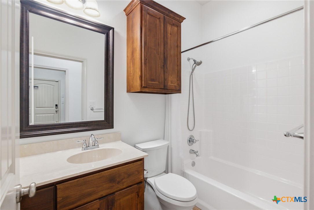 115 Sandstone Court Property Photo 10