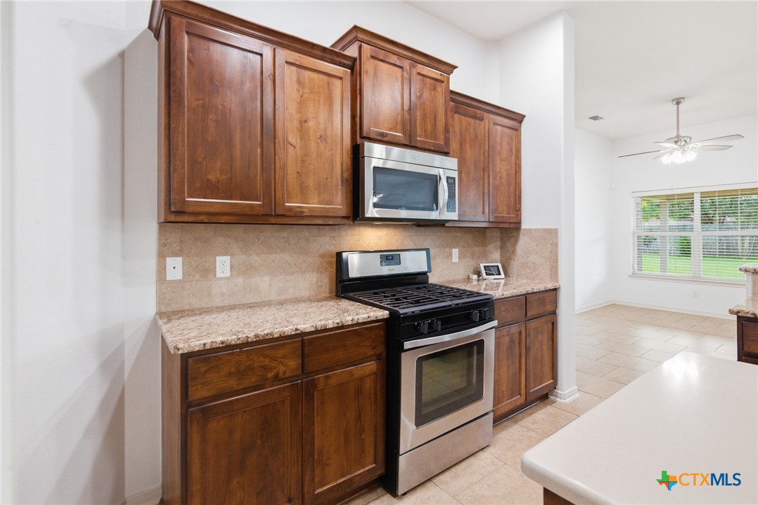 115 Sandstone Court Property Photo 17