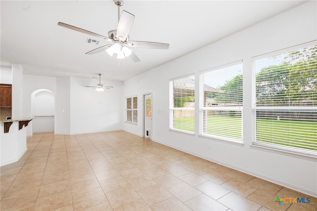 115 Sandstone Court Property Photo 28