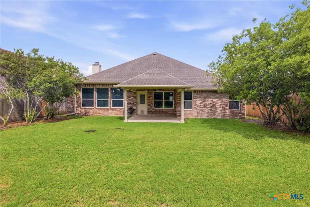 115 Sandstone Court Property Photo 34